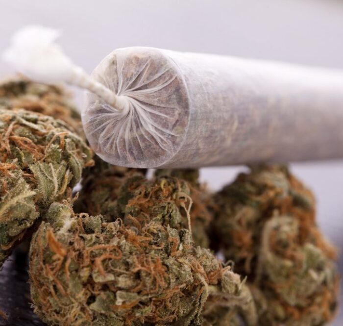 In this article we will explain, step by step, what the characteristics should be to rolling a perfect joint should be, what materials are needed and how to make it quickly and easily.