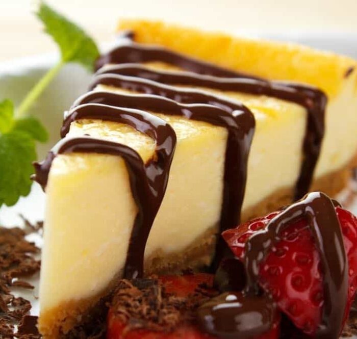 It was born in Amsterdam thus making space cake one of the most widespread, consumed and appreciated products in coffee shops. There are differents recipes are proposed that vary in shape as well as taste.