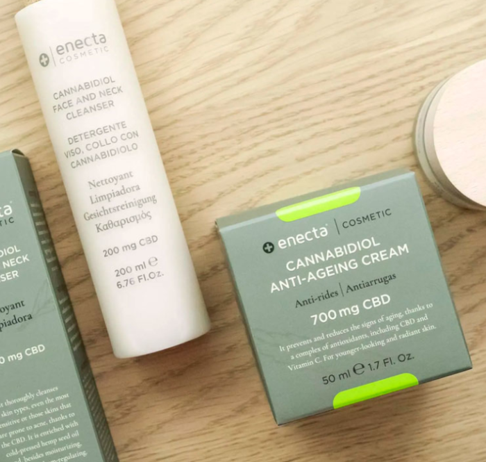CBD-based cosmetics have recently become a major trend in cosmetics, as they are not only new, but also offer proven benefits for the skin, proving to be effective and efficient.