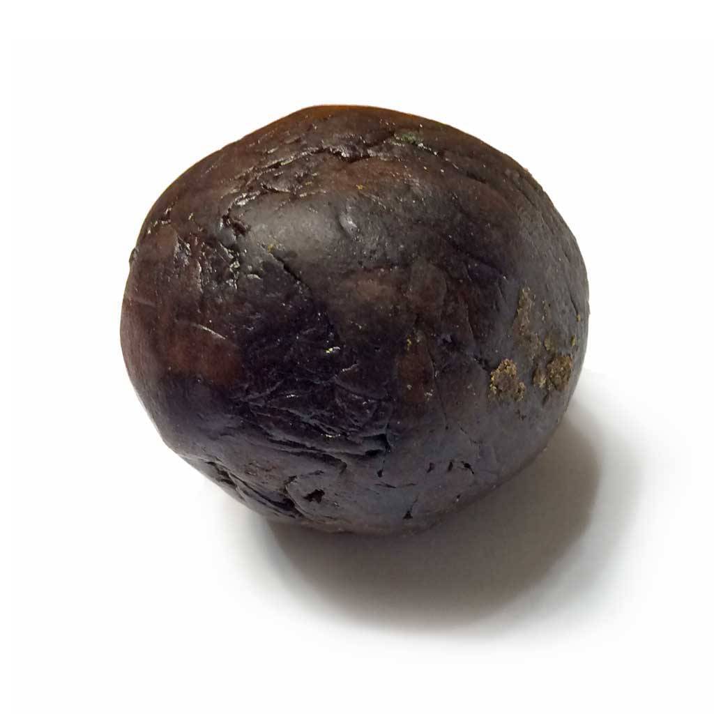 El charas es uno de los tipos de hachís más raros y populares. Tiene un olor muy picante y un aroma característico con un sabor dulce y aromático.